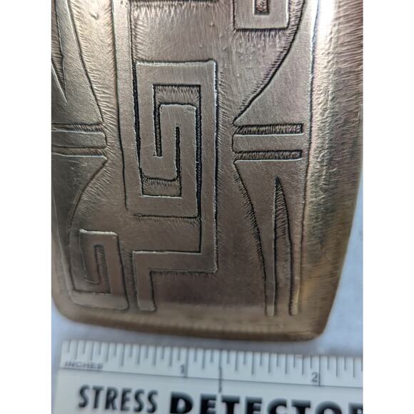 Belt buckle "Nu Gold" Red Brass Etched and Oxidized 29grams belt width to 1.25" - Picture 7 of 9